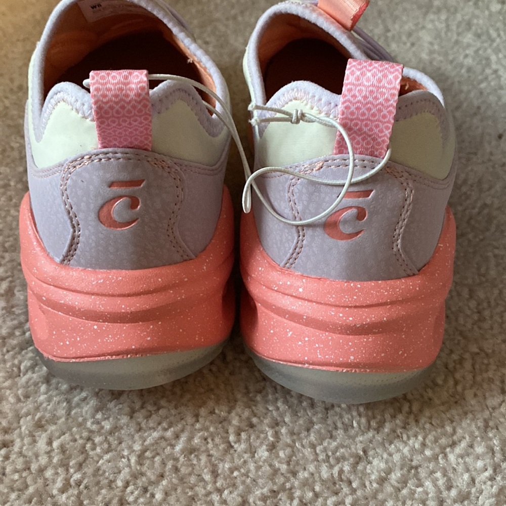 Clove Nursing Shoe - Picture 13 of 14